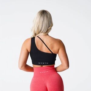 NVGTN Black Ribbed Sports Bra
